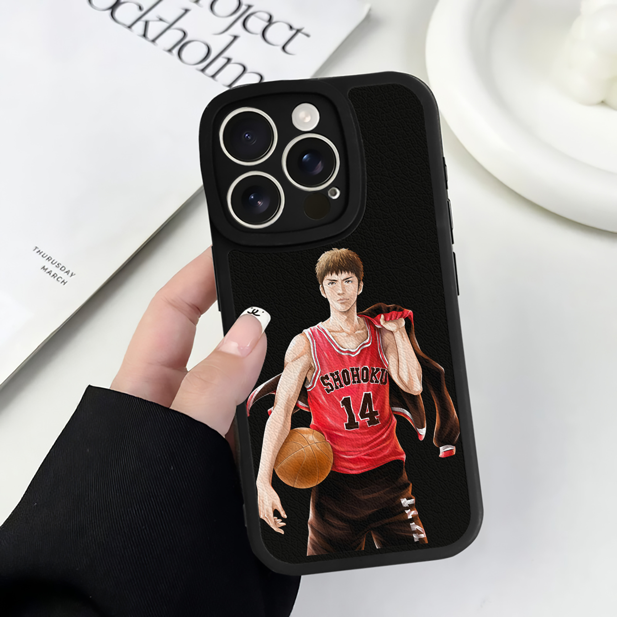（画像用） SLAM DUNK／スラムダンク 【iPhone 16シリーズ対応】シリコンスマホケース（レザー調） 材質：シリコン